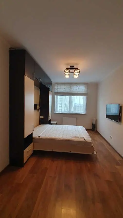 Фото Selling a 2-room apartment, 68 sq.m., Voskresenska Street 14Б Kyiv, price: 125000 USD, code 9447