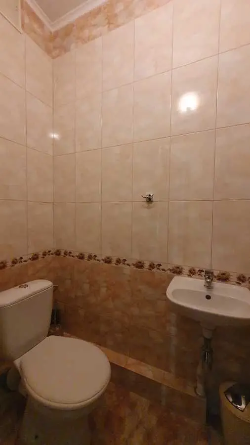 Фото Selling a 2-room apartment, 68 sq.m., Voskresenska Street 14Б Kyiv, price: 125000 USD, code 9447
