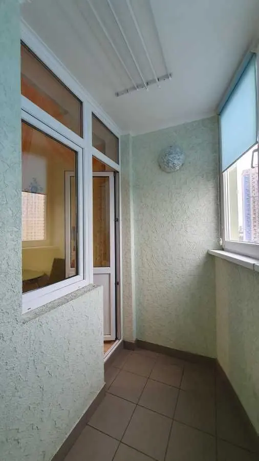 Фото Selling a 2-room apartment, 68 sq.m., Voskresenska Street 14Б Kyiv, price: 125000 USD, code 9447