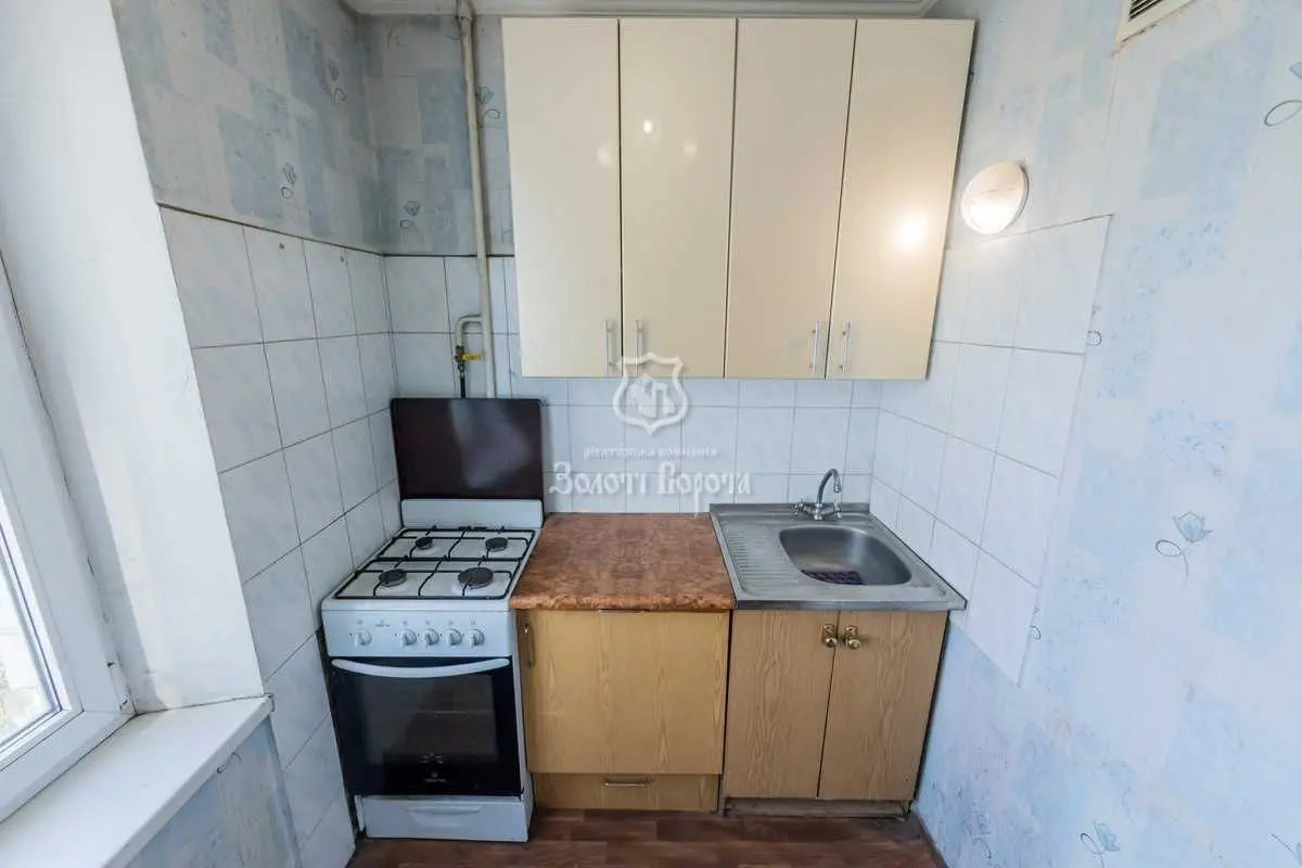 Фото Selling a 1-room apartment, 26.65 sq.m., Raiduzhna Street 13в Kyiv, price: 35000 USD, code 9448