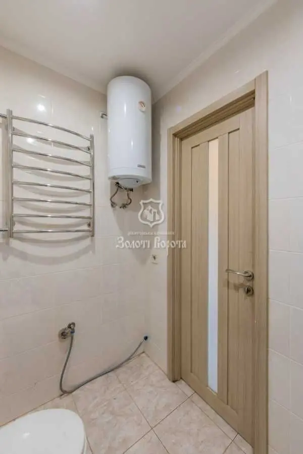Фото Selling a 1-room apartment, 26.65 sq.m., Raiduzhna Street 13в Kyiv, price: 35000 USD, code 9448