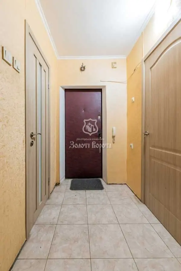 Фото Selling a 1-room apartment, 26.65 sq.m., Raiduzhna Street 13в Kyiv, price: 35000 USD, code 9448