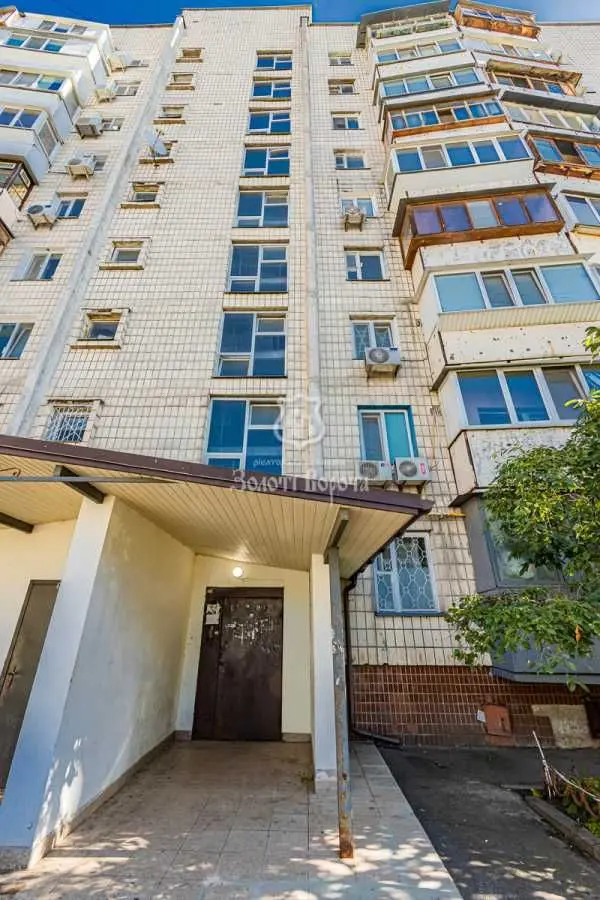 Фото Selling a 1-room apartment, 26.65 sq.m., Raiduzhna Street 13в Kyiv, price: 35000 USD, code 9448