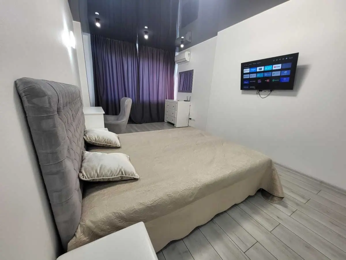 Фото Rent a 1-room apartment, Beresteiska Avenue (Peremohy Avenue)  Kyiv for long-term rent, price: 26500 UAH, code 9453