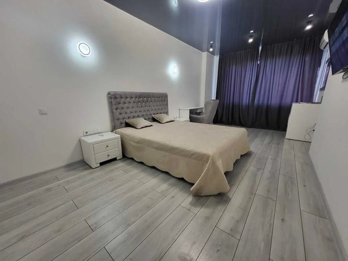 Фото Rent a 1-room apartment, Beresteiska Avenue (Peremohy Avenue)  Kyiv for long-term rent, price: 26500 UAH, code 9453