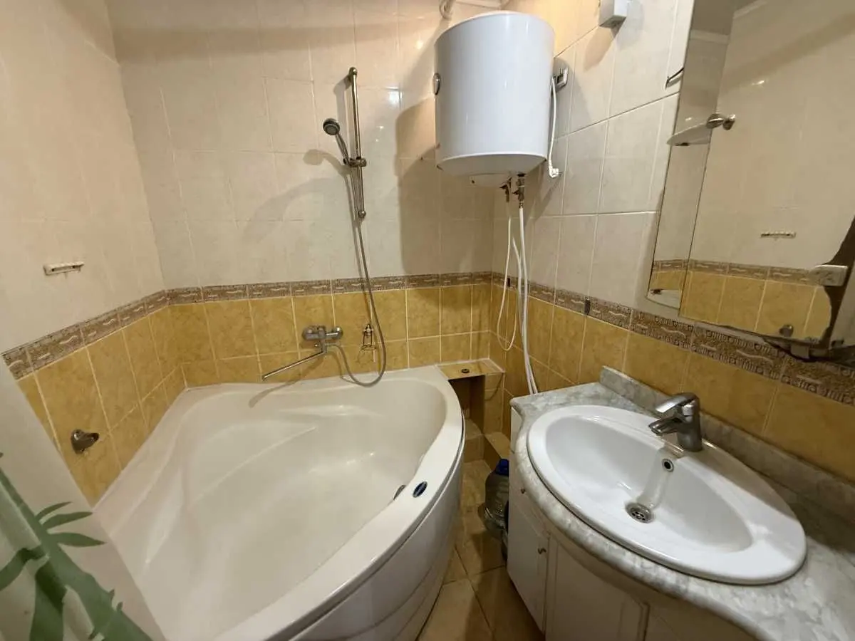 Фото Зняти 1 кімнатну квартиру, Героїв Сталінграда просп.  Київ в довгострокову оренду, ціна: 13500 UAH, код 9456