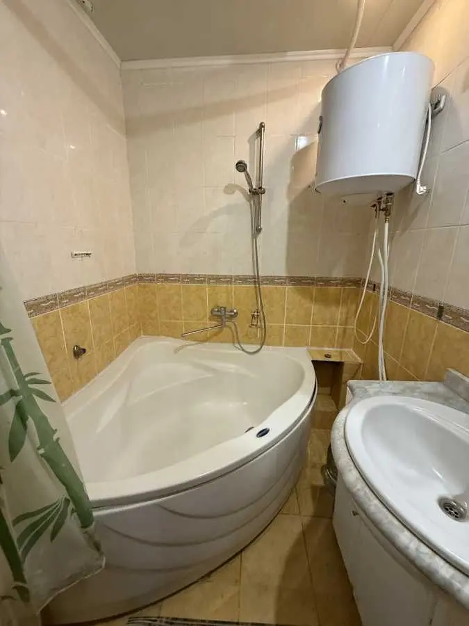 Фото Зняти 1 кімнатну квартиру, Героїв Сталінграда просп.  Київ в довгострокову оренду, ціна: 13500 UAH, код 9456