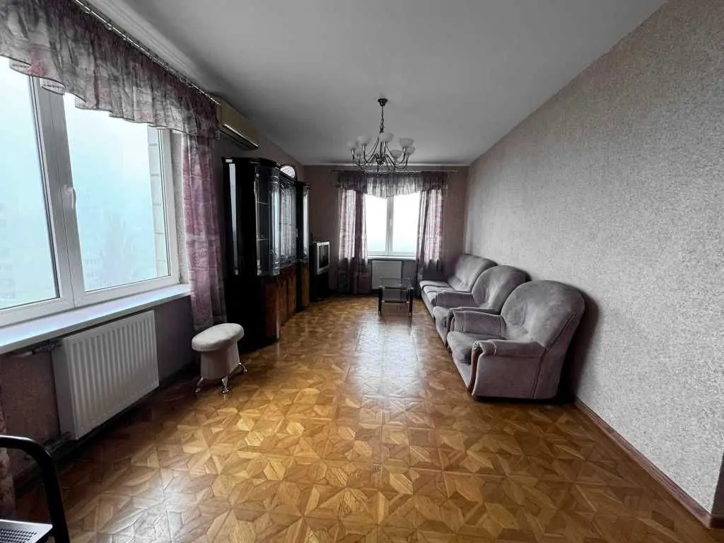 Фото Зняти 3 кімнатну квартиру, Герцена вул. 18/20 Київ в довгострокову оренду, ціна: 17000 UAH, код 9460