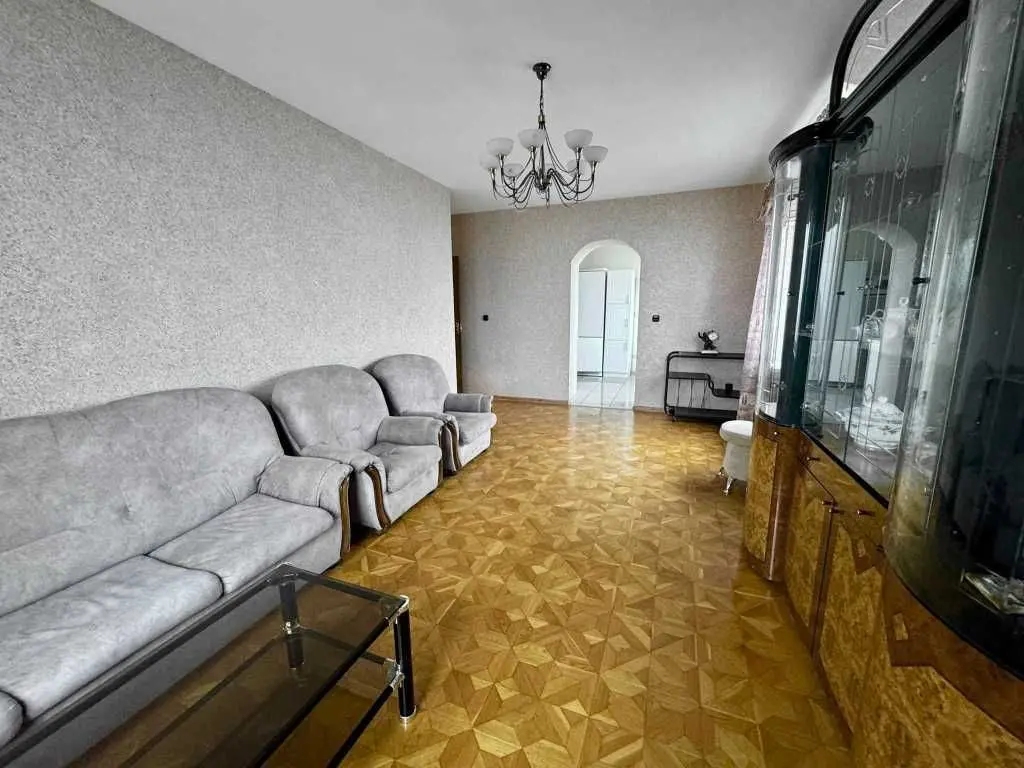 Фото Зняти 3 кімнатну квартиру, Герцена вул. 18/20 Київ в довгострокову оренду, ціна: 17000 UAH, код 9460