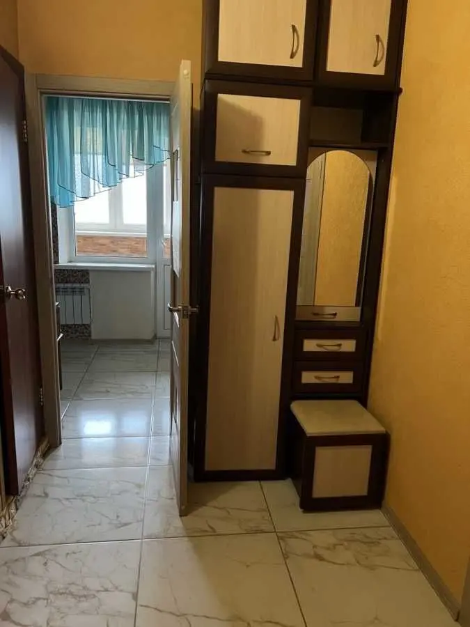 Фото Зняти 1 кімнатну квартиру, Лісківська вул.  Київ в довгострокову оренду, ціна: 10000 UAH, код 9461