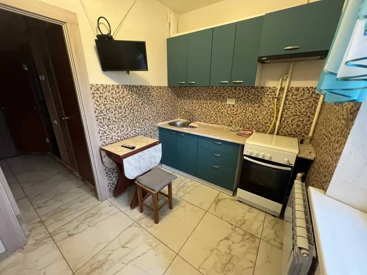Фото Зняти 1 кімнатну квартиру, Лісківська вул.  Київ в довгострокову оренду, ціна: 10000 UAH, код 9461