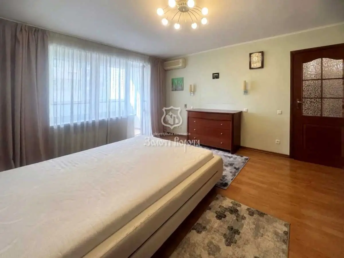 Фото Продаю 4 кімнатну квартиру, 104.4 кв. м, Антоновича вул. (Горького) 91/14 Київ, ціна: 149000 USD, код 9468
