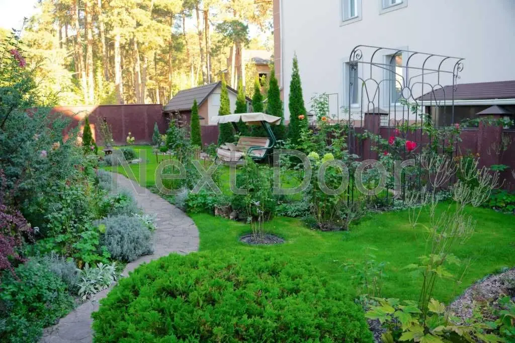 Фото Продаю дом, 327 кв. м, Радистов пер.  Киев, цена: 420000 USD, код 9470
