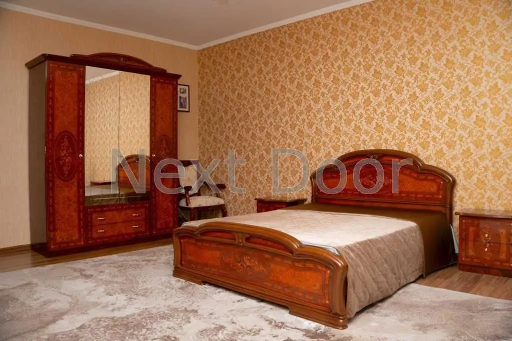 Фото Продаю дом, 327 кв. м, Радистов пер.  Киев, цена: 420000 USD, код 9470