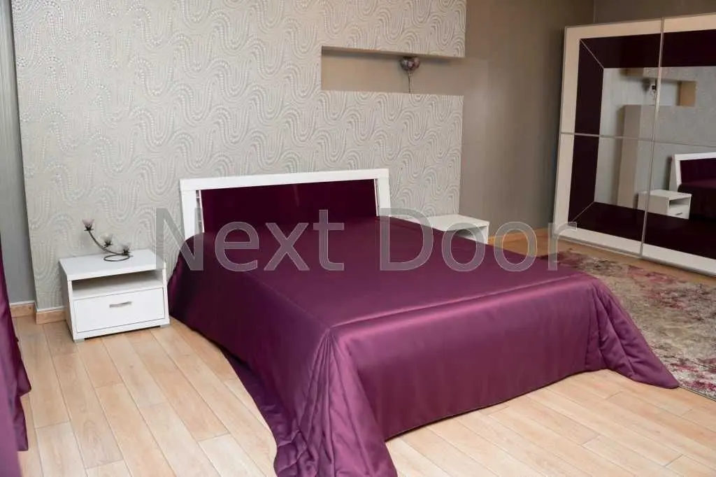 Фото Продаю дом, 327 кв. м, Радистов пер.  Киев, цена: 420000 USD, код 9470