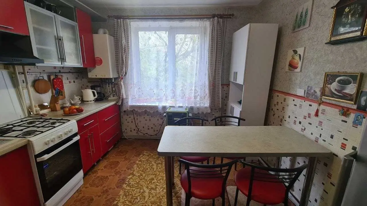 Фото Продаю 3 кімнатну квартиру, 62 кв. м, Бехтерева вул. 2 Дніпро, ціна: 26000 USD, код 9490