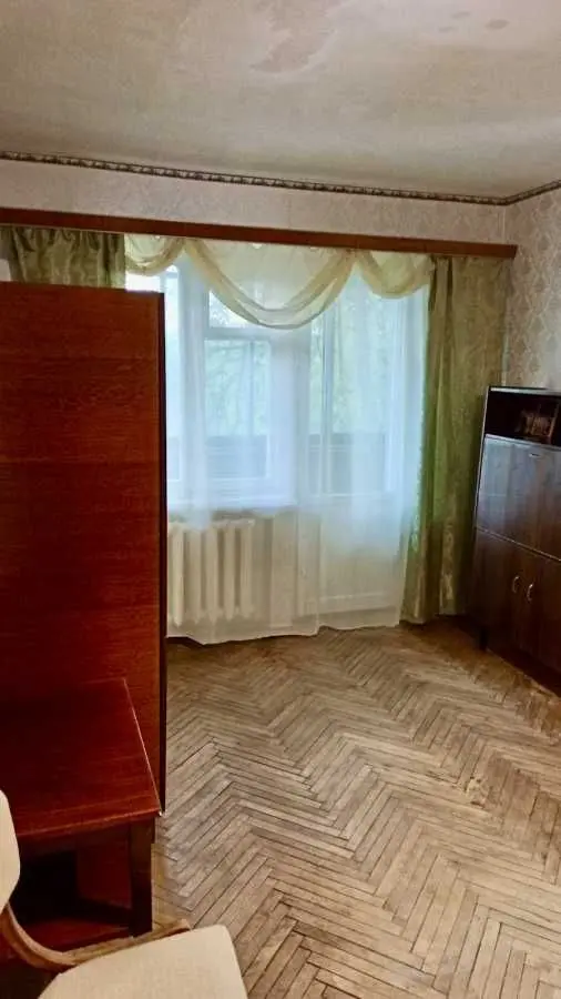 Фото Зняти 1 кімнатну квартиру, Волинська вул. 2 Київ в довгострокову оренду, ціна: 9000 UAH, код 9492