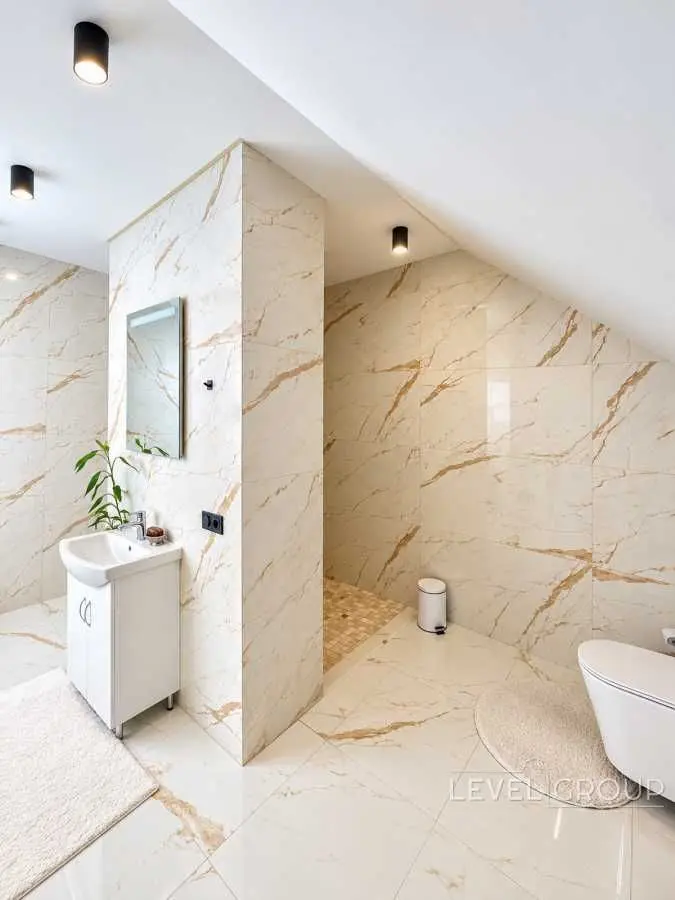 Фото Продаю дом, 140 кв. м, Шкиля ул.  Борисполь, цена: 175000 USD, код 9493