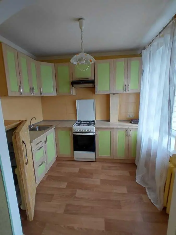 Фото Зняти 1 кімнатну квартиру, Алматинська вул. (Алма-Атинська)  Київ в довгострокову оренду, ціна: 8000 UAH, код 9503