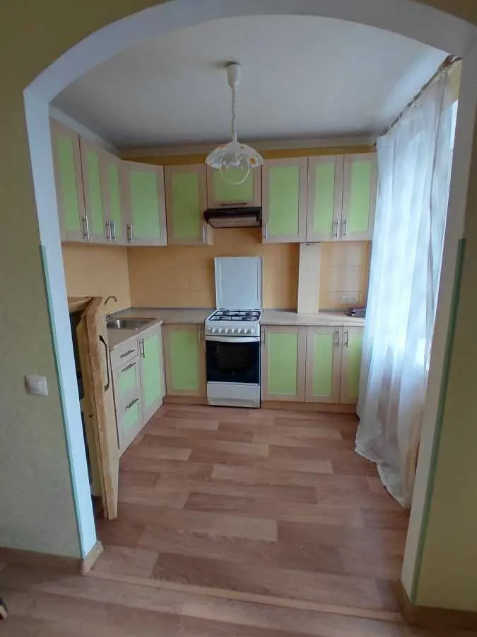 Фото Зняти 1 кімнатну квартиру, Алматинська вул. (Алма-Атинська)  Київ в довгострокову оренду, ціна: 8000 UAH, код 9503