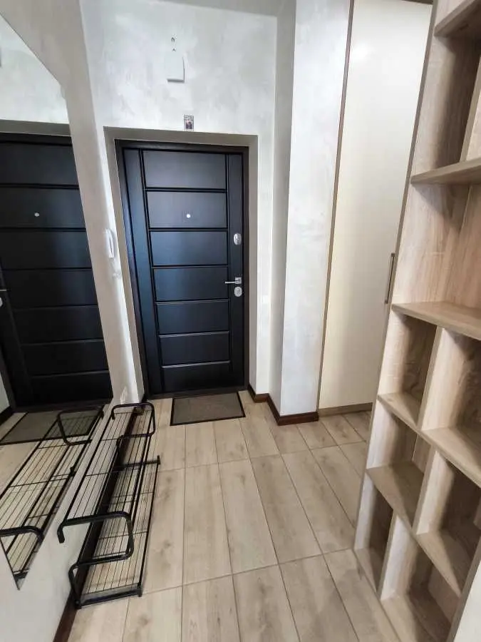 Фото Зняти 2 кімнатну квартиру, Метрологічна вул. 15а Київ в довгострокову оренду, ціна: 25000 UAH, код 9505