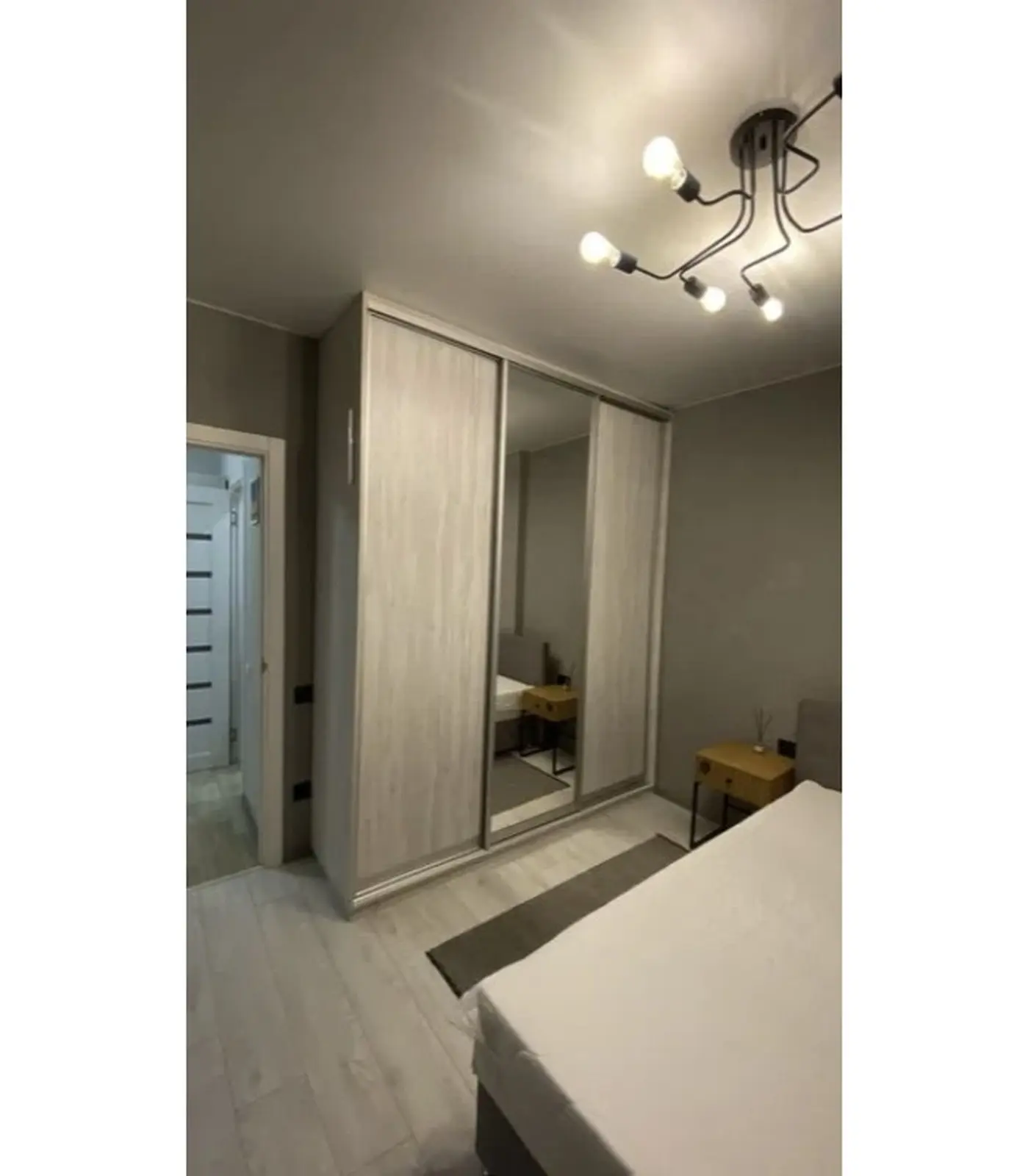 Фото Selling a 1-room apartment, 35 sq.m., Raketna Street  Kyiv, price: 49000 $, code 9506