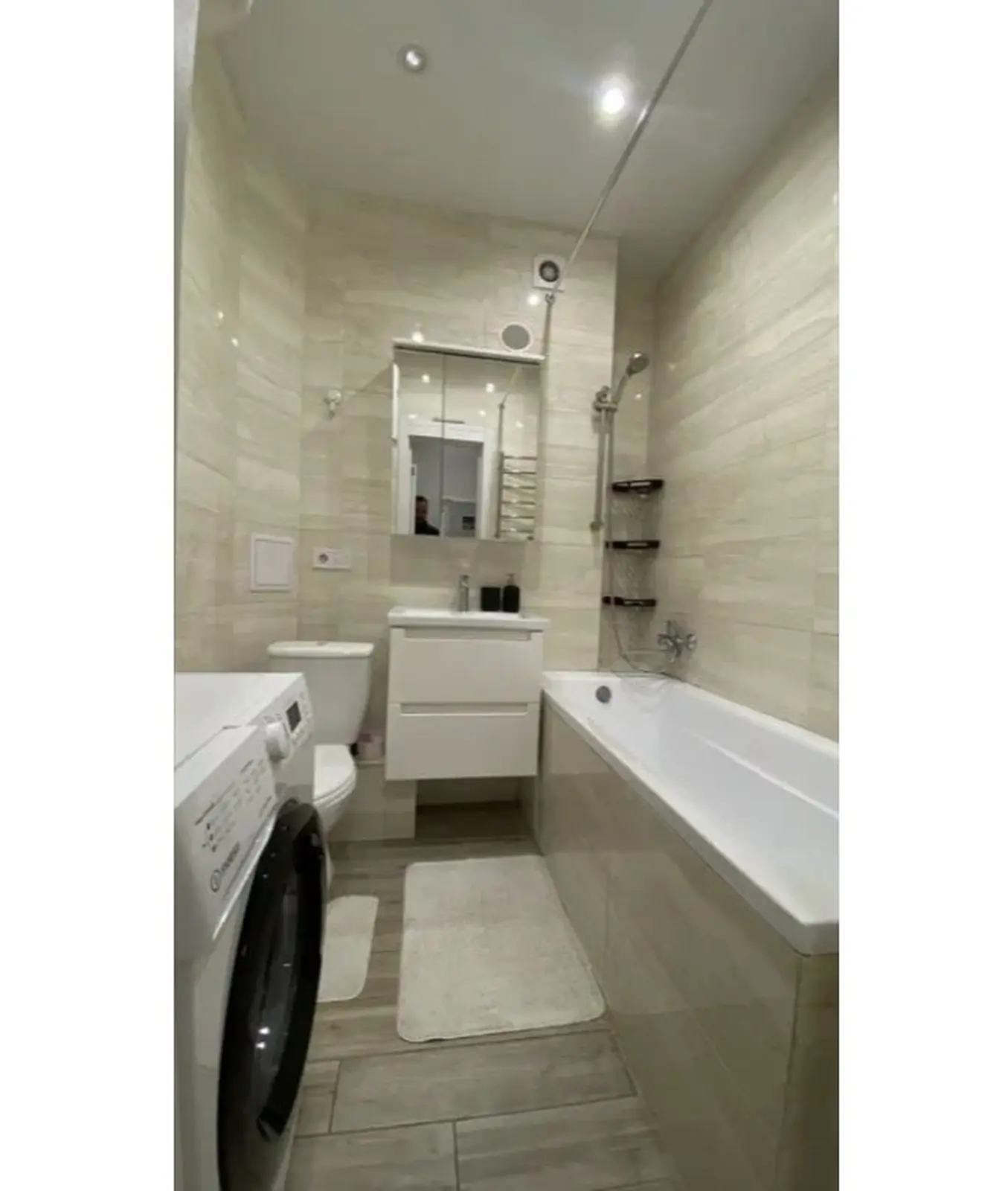 Фото Selling a 1-room apartment, 35 sq.m., Raketna Street  Kyiv, price: 49000 $, code 9506
