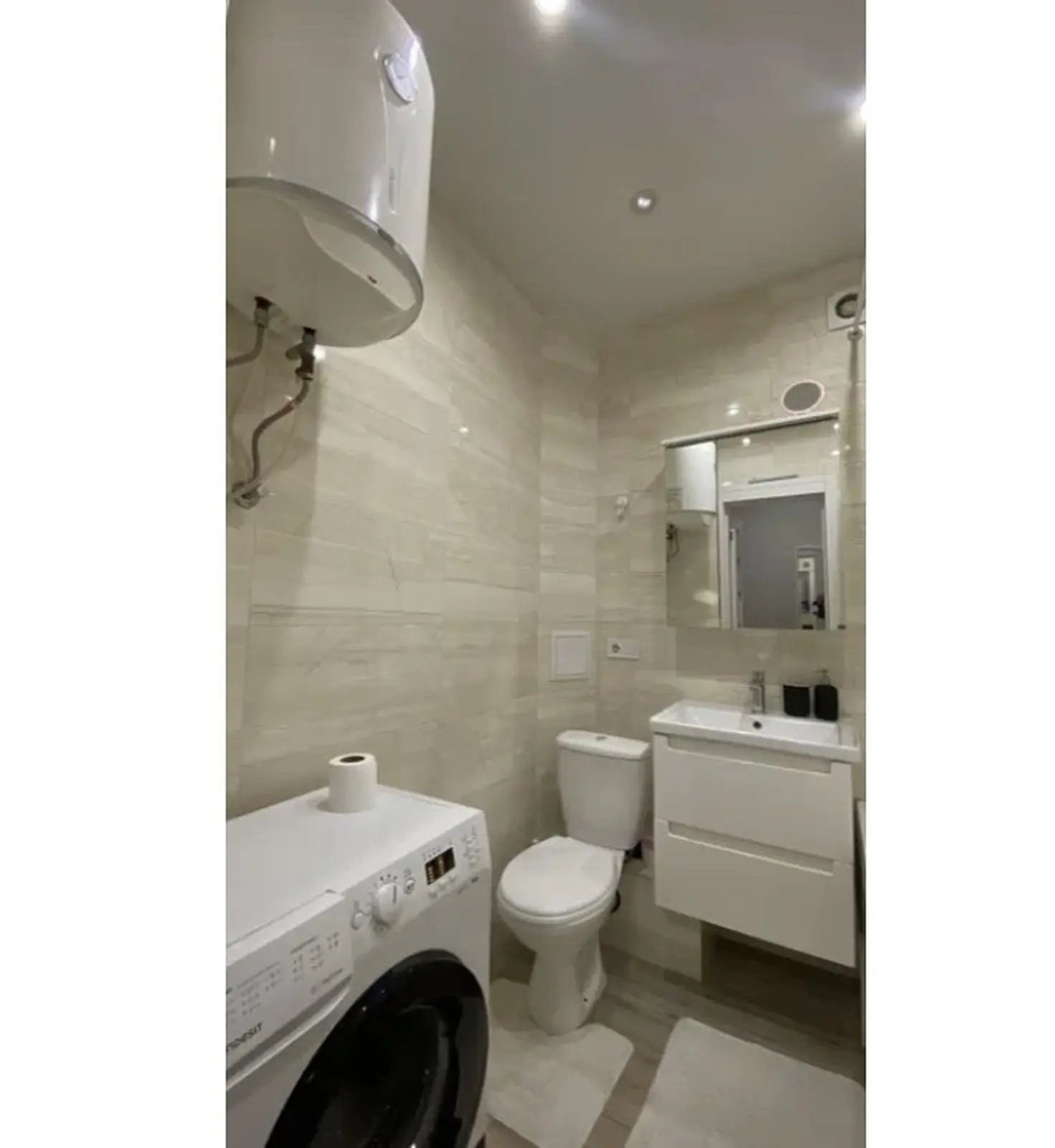 Фото Selling a 1-room apartment, 35 sq.m., Raketna Street  Kyiv, price: 49000 $, code 9506