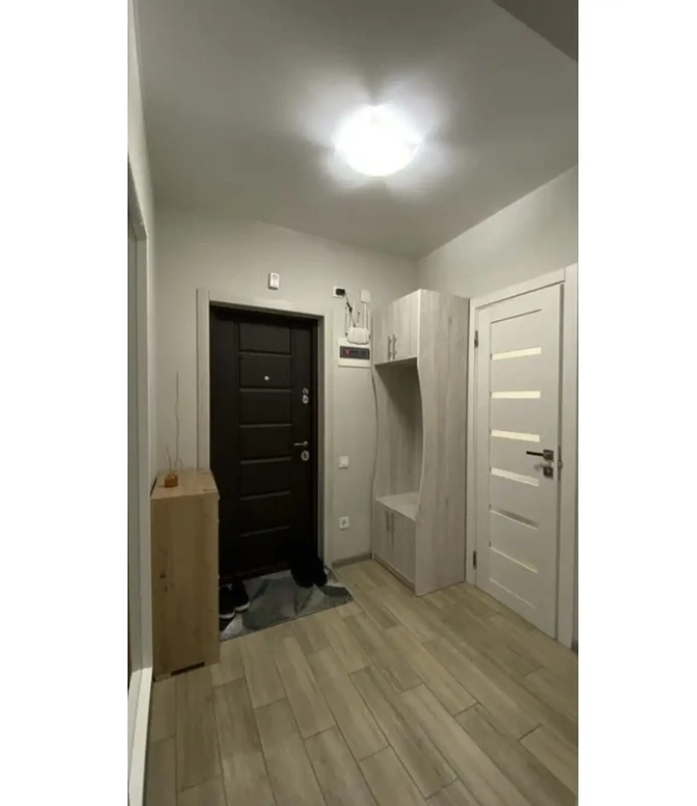 Фото Selling a 1-room apartment, 35 sq.m., Raketna Street  Kyiv, price: 49000 $, code 9506