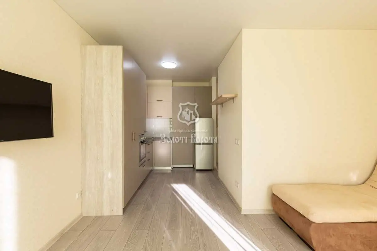 Фото Продаю 1 кімнатну квартиру, 30.6 кв. м, Соборності просп. (Возз’єднання)  Київ, ціна: 69500 USD, код 9513