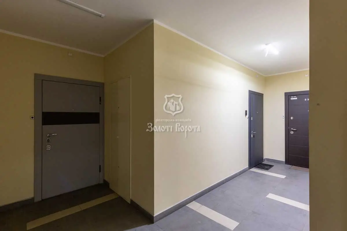Фото Продаю 1 кімнатну квартиру, 30.6 кв. м, Соборності просп. (Возз’єднання)  Київ, ціна: 69500 USD, код 9513