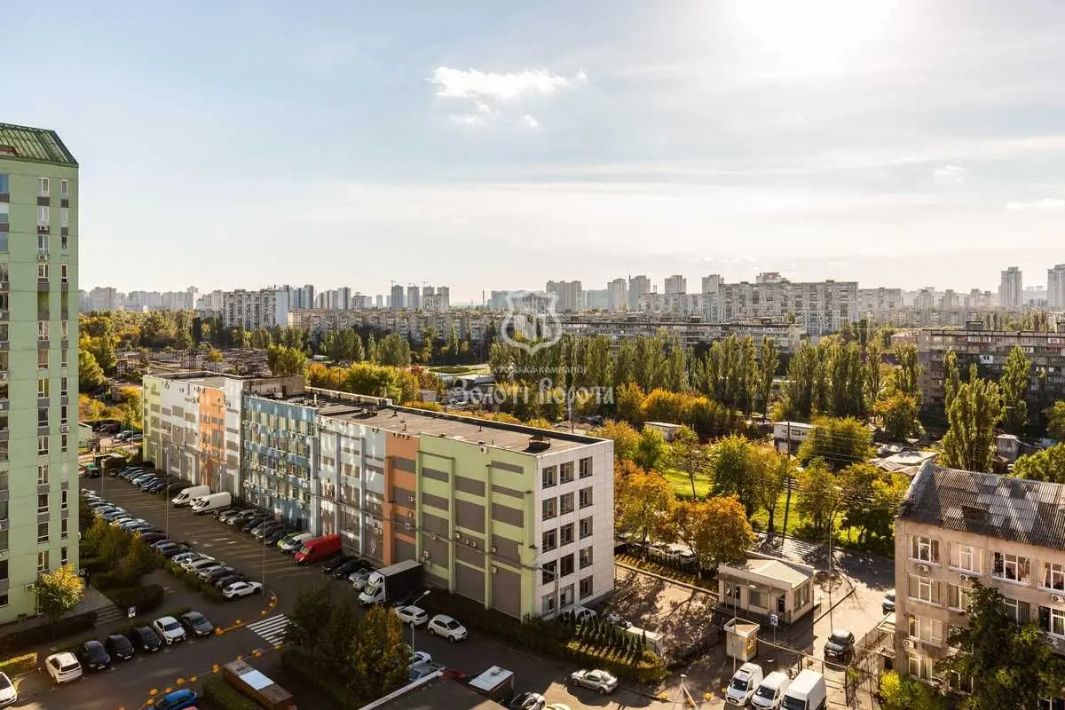 Фото Продаю 1 кімнатну квартиру, 30.6 кв. м, Соборності просп. (Возз’єднання)  Київ, ціна: 69500 USD, код 9513
