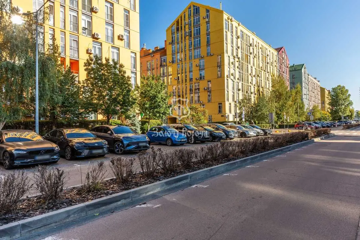 Фото Продаю 1 кімнатну квартиру, 30.6 кв. м, Соборності просп. (Возз’єднання)  Київ, ціна: 69500 USD, код 9513