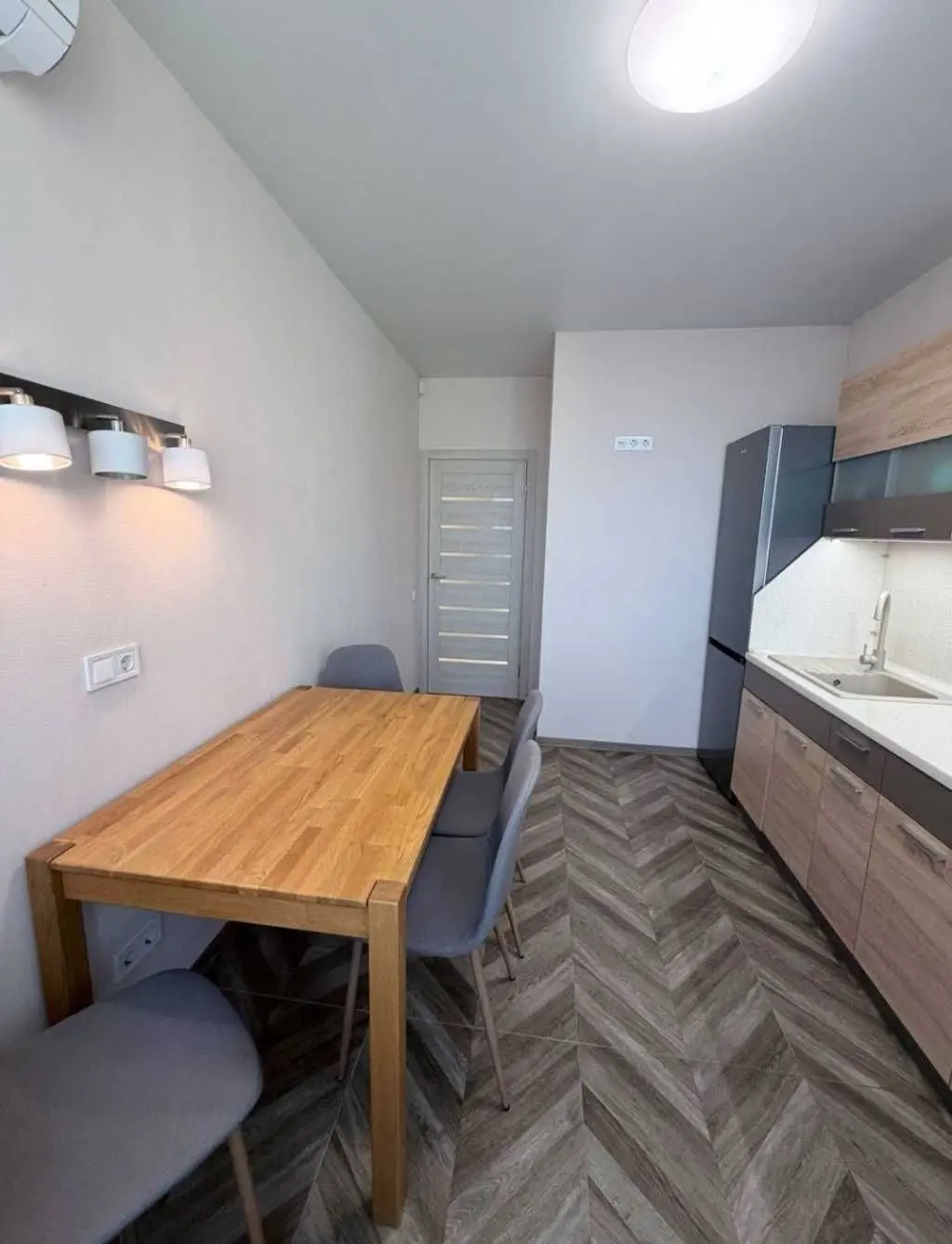 Фото Rent a 2-room apartment, Vidradnyi Avenue 2 Kyiv for long-term rent, price: 17999 UAH, code 9514