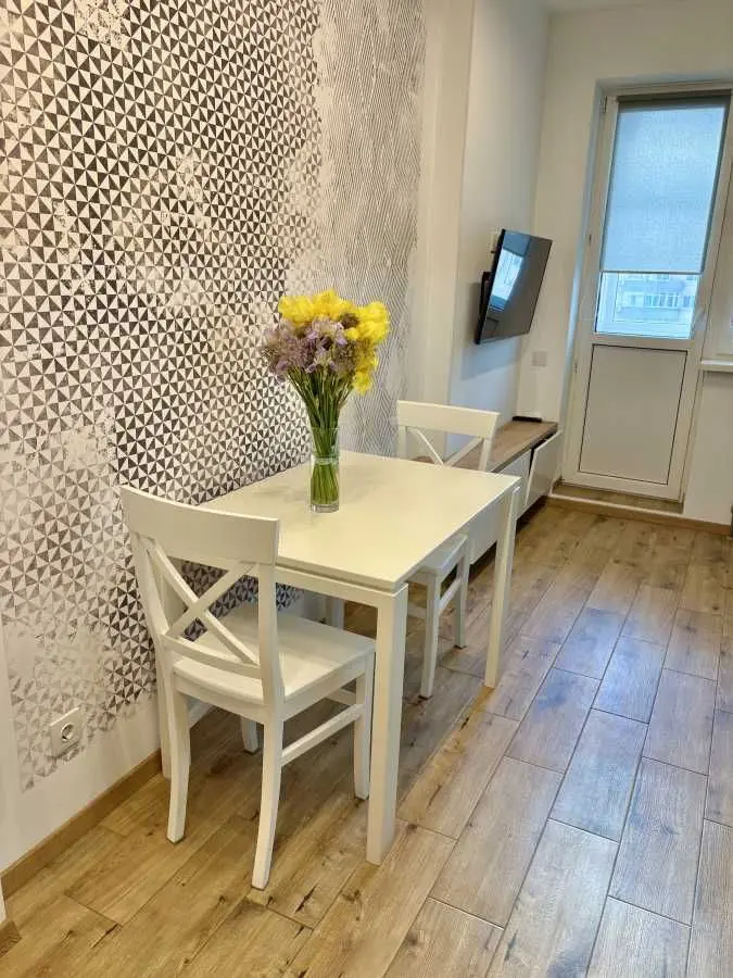 Фото Rent a 1-room apartment, Yuriia Kondratiuka Street 5 Kyiv for long-term rent, price: 21500 UAH, code 9516