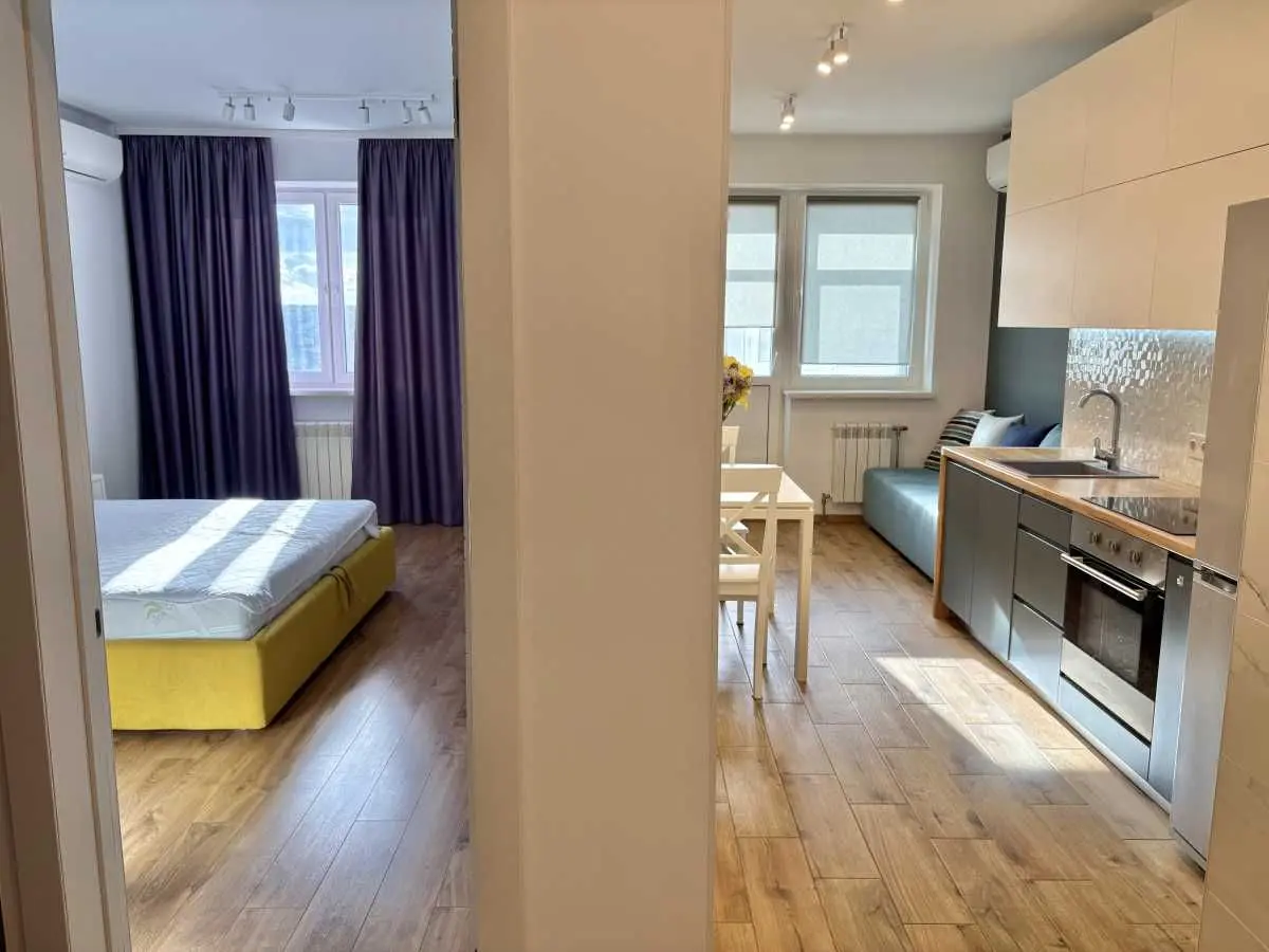 Фото Rent a 1-room apartment, Yuriia Kondratiuka Street 5 Kyiv for long-term rent, price: 21500 UAH, code 9516