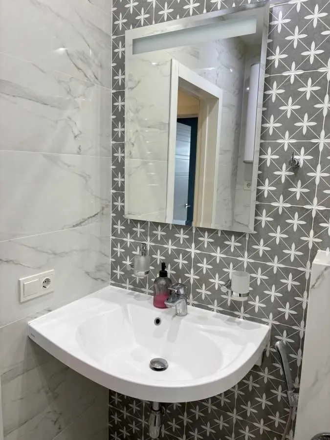 Фото Rent a 1-room apartment, Yuriia Kondratiuka Street 5 Kyiv for long-term rent, price: 21500 UAH, code 9516