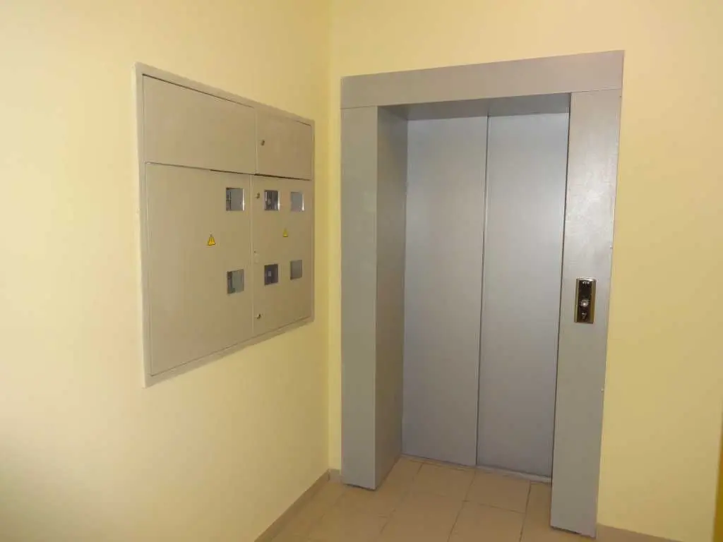 Фото Зняти 1 кімнатну квартиру, Любомира Гузара просп. (Космонавта Комарова) 20А Київ в довгострокову оренду, ціна: 14000 UAH, код 9520