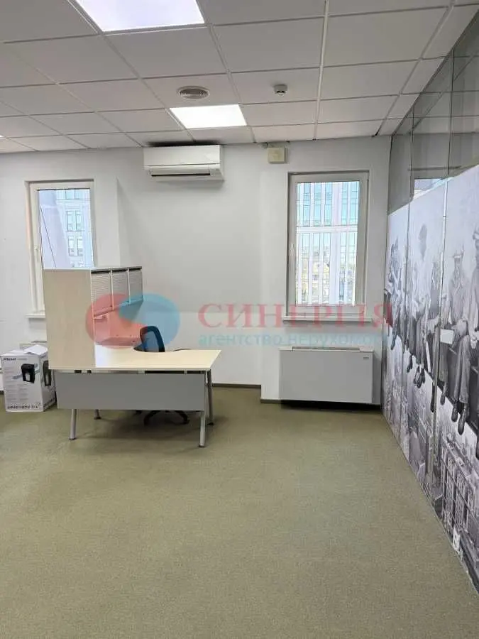 Фото Rent an office, Verkhnii Val Street  Kyiv for long-term rent, price: 400 UAH, code 9521