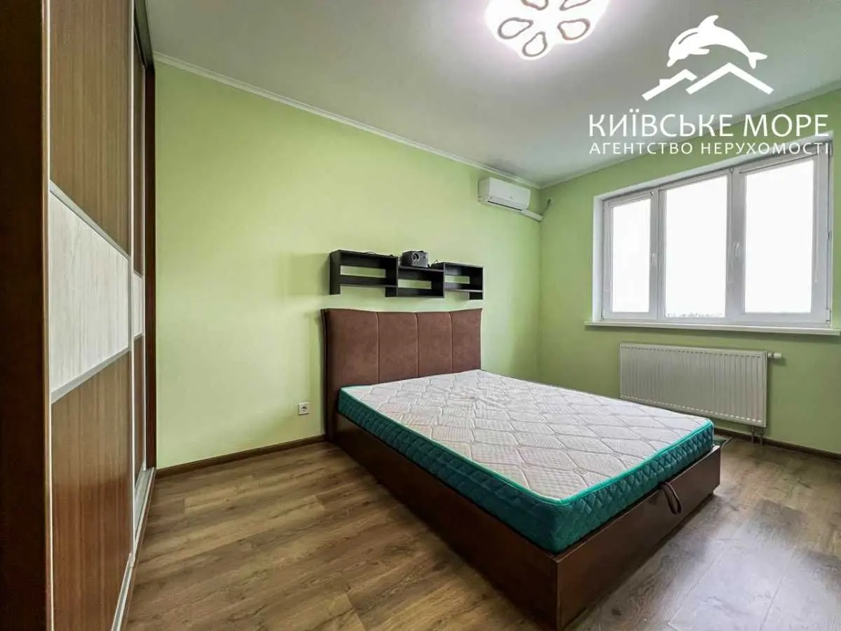 Фото Зняти 3 кімнатну квартиру, Воскресенська вул. 18 Київ в довгострокову оренду, ціна: 27000 UAH, код 9523