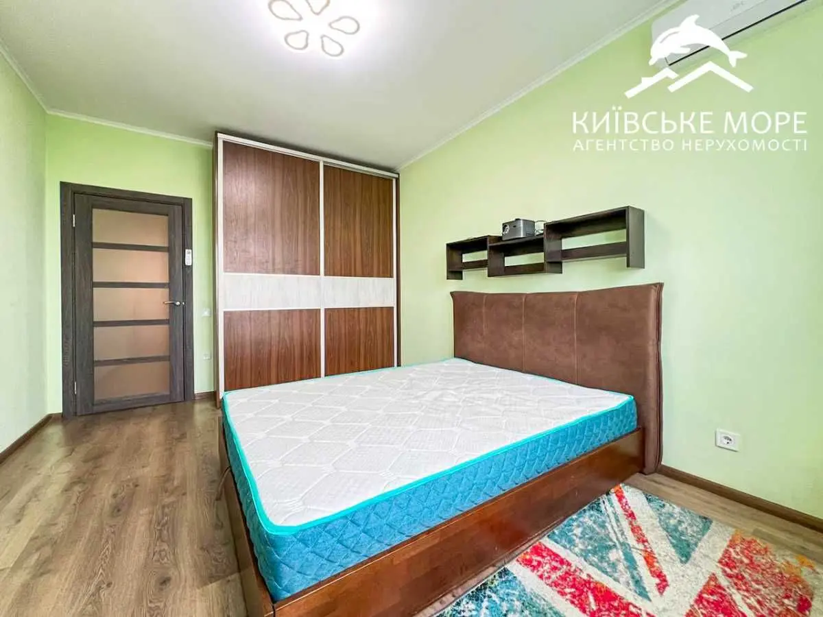 Фото Зняти 3 кімнатну квартиру, Воскресенська вул. 18 Київ в довгострокову оренду, ціна: 27000 UAH, код 9523