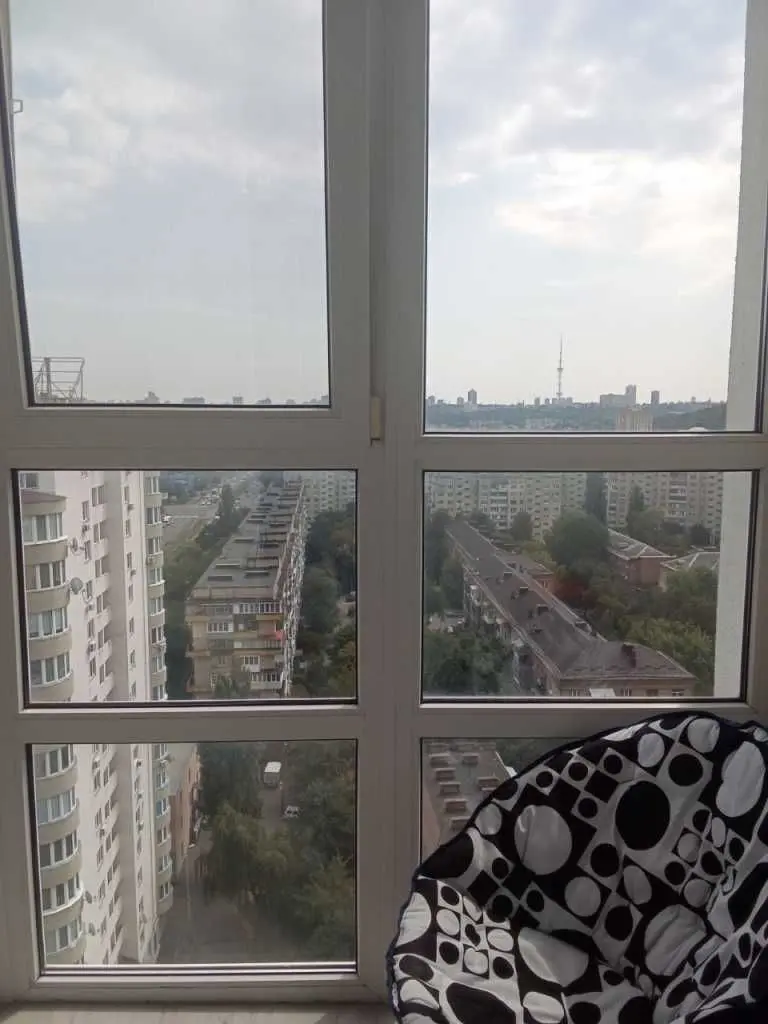 Фото Selling a 2-room apartment, 65 sq.m., Priorska Street (Polupanova Street) 16 Kyiv, price: 117000 USD, code 9525