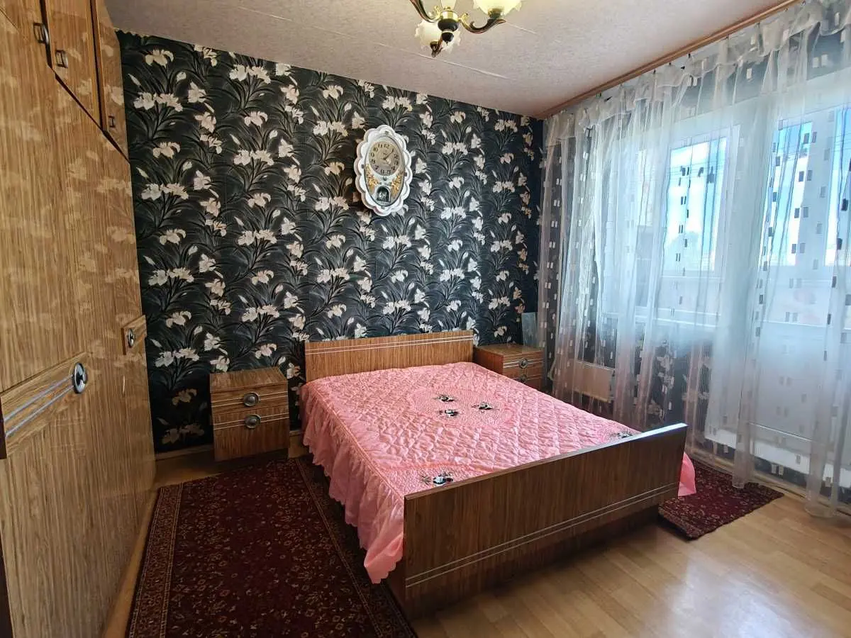 Фото Зняти 3 кімнатну квартиру, Тростянецька вул.  Київ в довгострокову оренду, ціна: 14000 UAH, код 9528