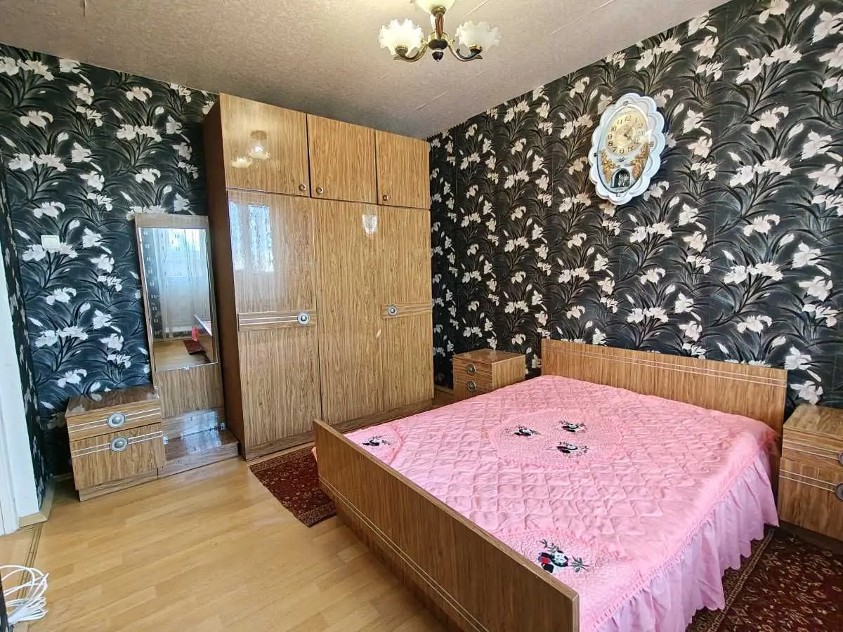 Фото Зняти 3 кімнатну квартиру, Тростянецька вул.  Київ в довгострокову оренду, ціна: 14000 UAH, код 9528