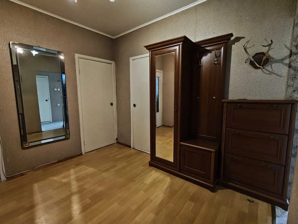 Фото Зняти 3 кімнатну квартиру, Тростянецька вул.  Київ в довгострокову оренду, ціна: 14000 UAH, код 9528