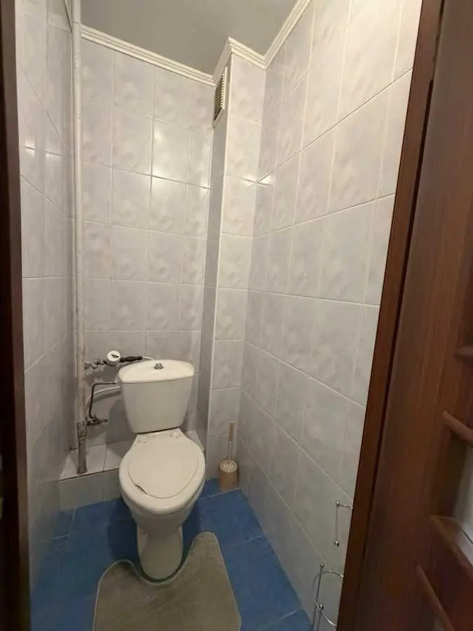 Фото Зняти 1 кімнатну квартиру, Ревуцького вул. 36/2 Київ в довгострокову оренду, ціна: 12000 UAH, код 9530