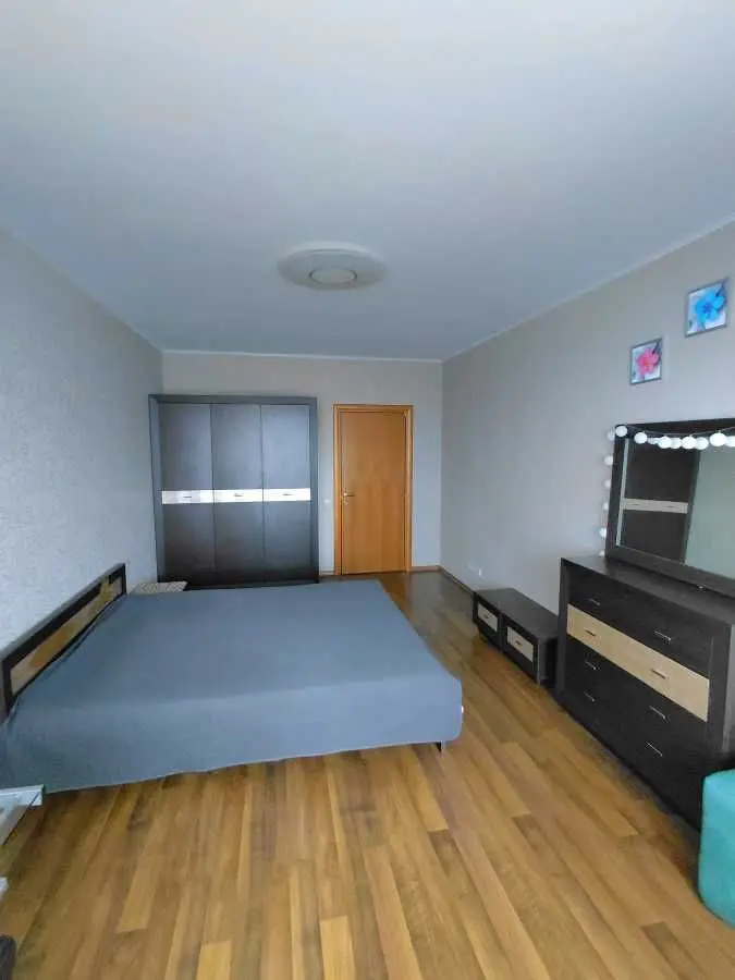 Фото Продаю 1-комнатную квартиру, 47.3 кв. м, Вацлава Гавела бульв. (Ивана Лепсе) 7в Киев, цена: 69700 USD, код 9534