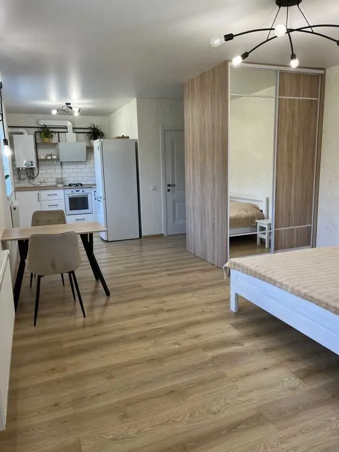 Фото Продаю 1 кімнатну квартиру, 36.4 кв. м, Олександра Чернявського вул. 2 Новоград-Волинський, ціна: 50000 USD, код 9535