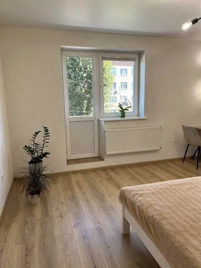 Фото Продаю 1 кімнатну квартиру, 36.4 кв. м, Олександра Чернявського вул. 2 Новоград-Волинський, ціна: 50000 USD, код 9535