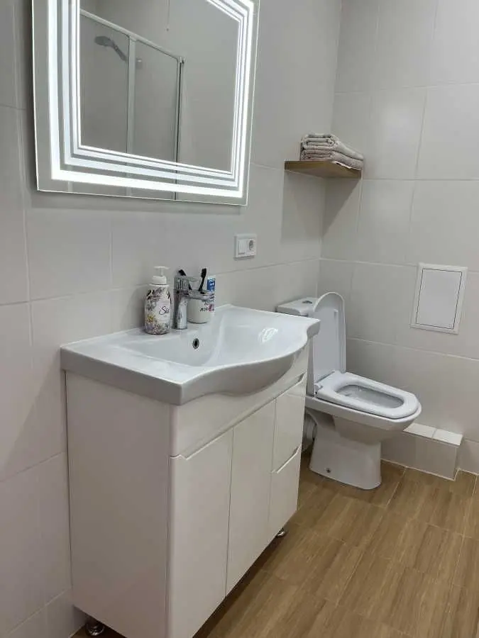 Фото Продаю 1 кімнатну квартиру, 36.4 кв. м, Олександра Чернявського вул. 2 Новоград-Волинський, ціна: 50000 USD, код 9535